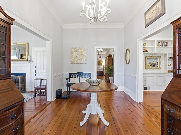 5th image of 1906 Lyttleton St