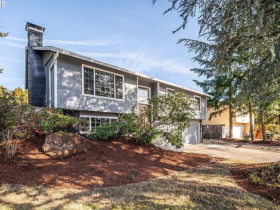 3rd image of 2307 SE Talton Ave
