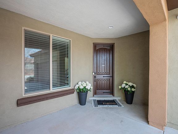 3rd image of 6928 Tierra Oscura St NW