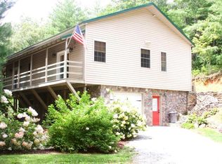 240 Pond Ridge Rd, Tellico Plains, TN 37385