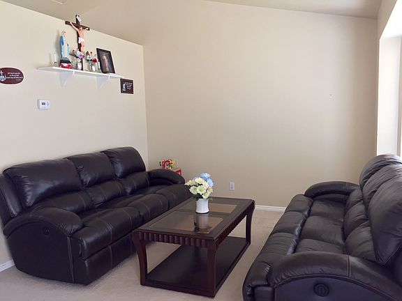 2nd image of 1222 W Athleen Dr