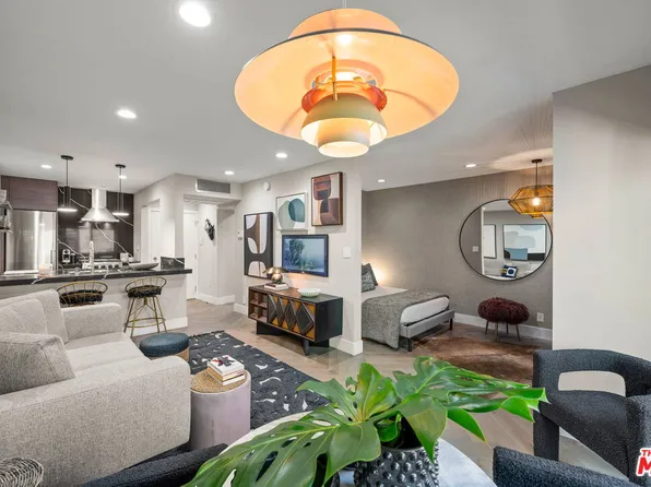 950 N Kings Rd Unit 233, West Hollywood, CA 90069