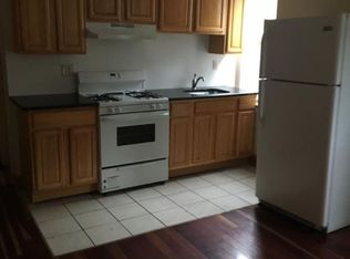 4236 Chestnut St APT 3R, Philadelphia, PA 19104