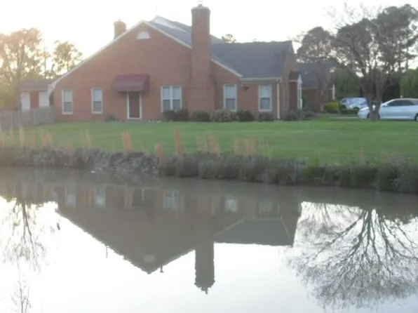 515 Open Greens Ct, Virginia Beach, VA 23462