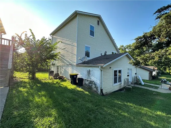 5928 Elmwood Ave, Kansas City, MO 64130