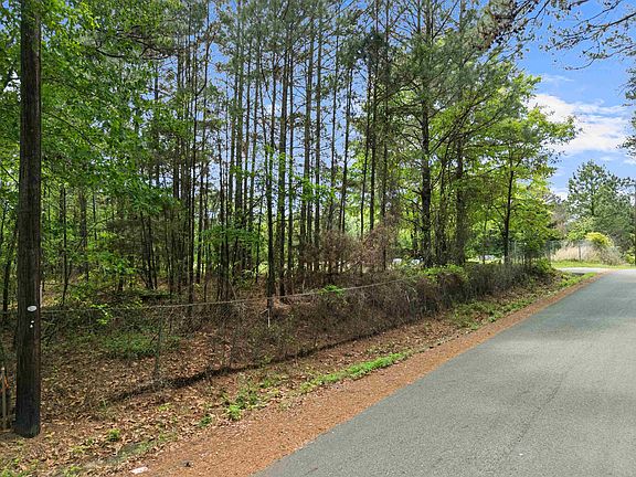 2nd image of 2687 Camp Switch Rd