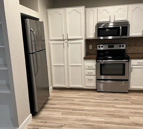 5th image of 1343 N Sunview Parkway