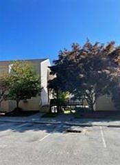 1st image of 1105 Village Dr