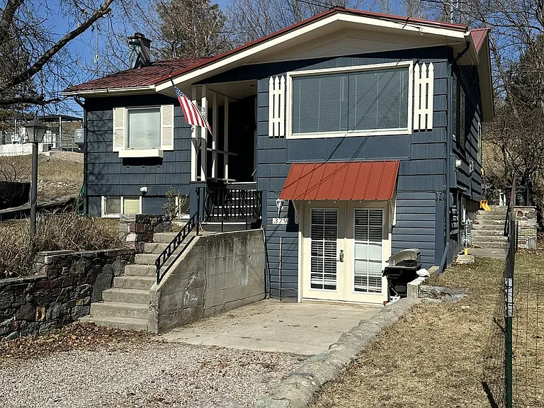 379 Commerce St — Photo 1