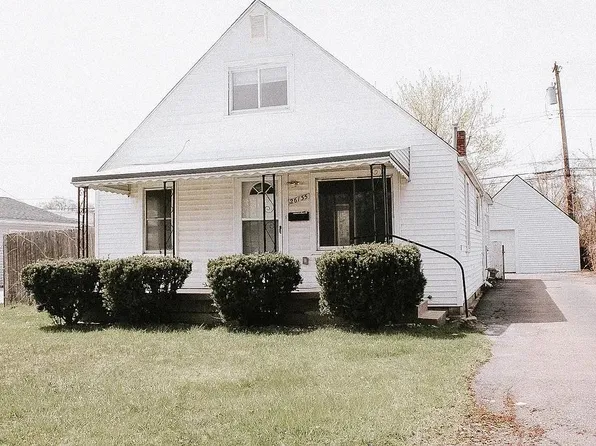 26135 Groveland St, Madison Heights, MI 48071