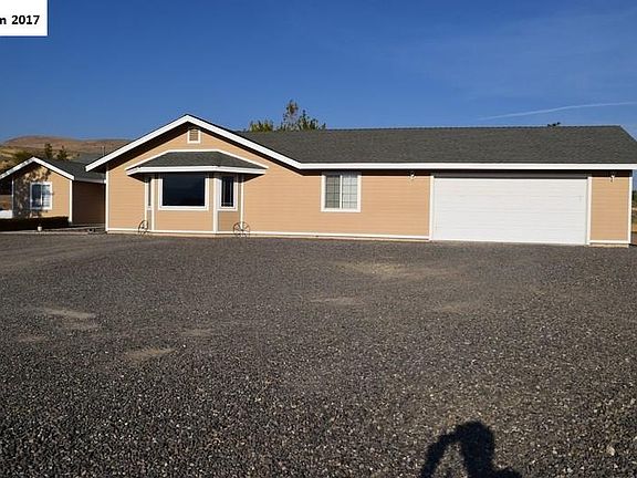 2nd image of 714-875 Carolyn Way
