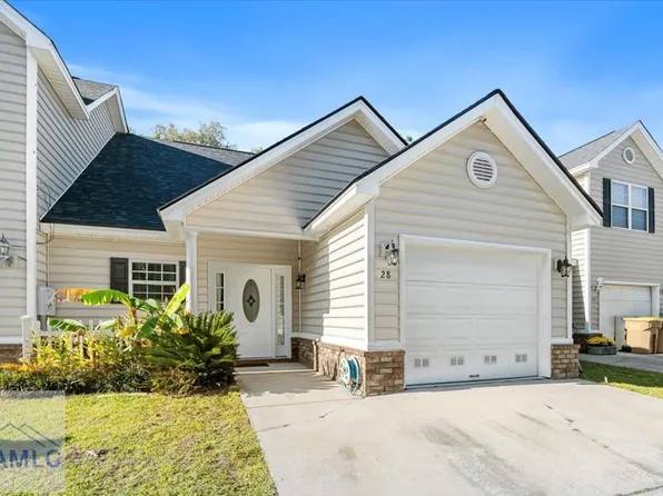 28 Cypress Pointe Dr, Richmond Hill, GA 31324