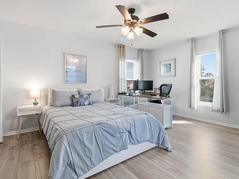 255 Capri Cir N #8 — Photo 30