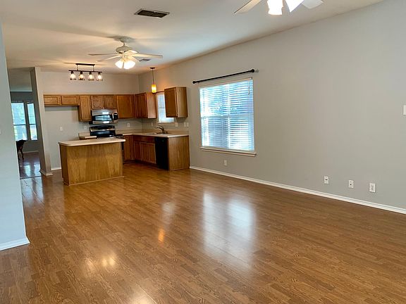 Please note that this property does not have a refrigerator or a washer or dryer.