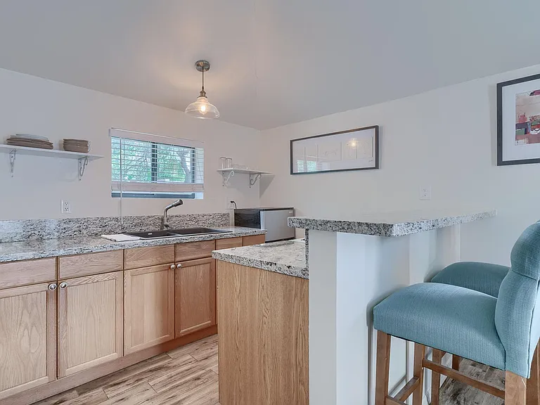 2-2626 E Hedrick Dr #2 — Photo 9