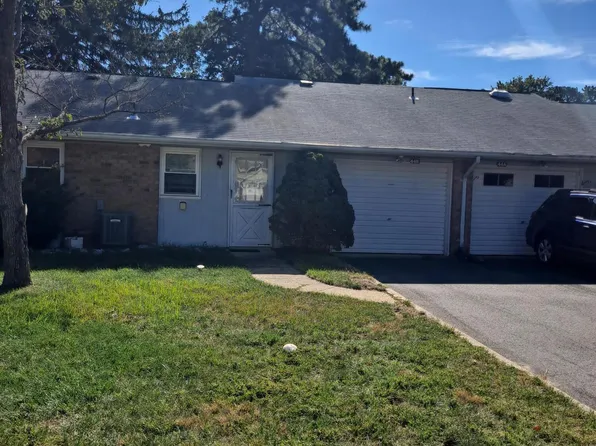 44B Buckingham Drive, Manchester, NJ 08759