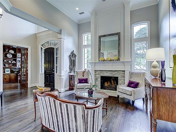 5th image of 5909 Kensington Dr