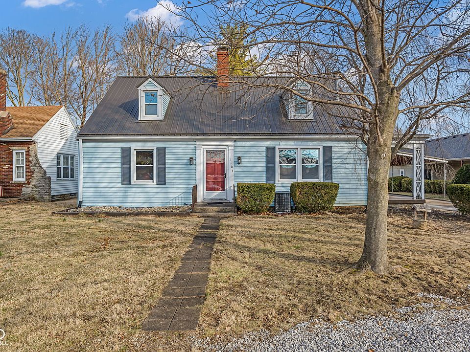 1st image of 1104 W Wabash Ave