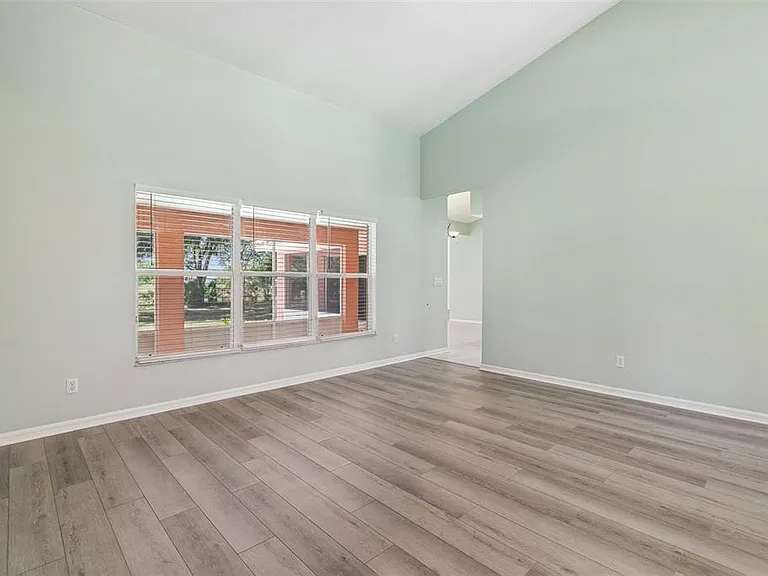 9619 Springbrook Dr — Photo 12