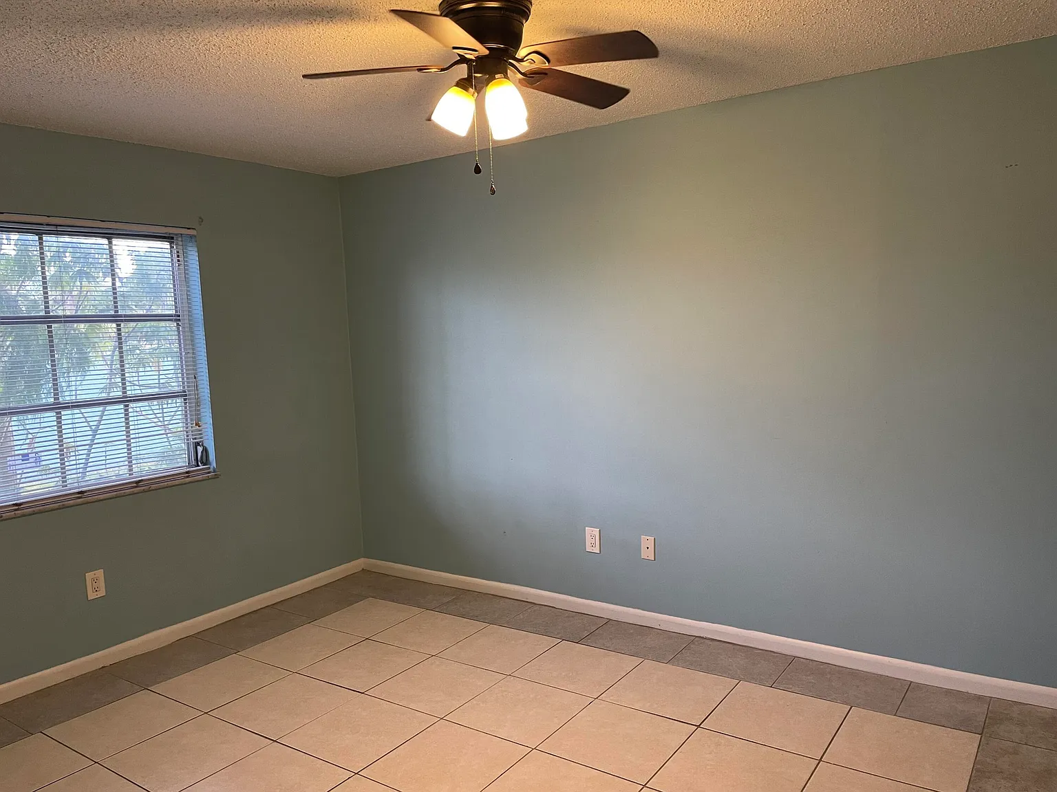 2 bed, 2.0 bath, 875 sqft, $1,800 — Photo 4
