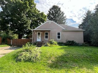 2782 Linwood Rd, Akron, OH 44312