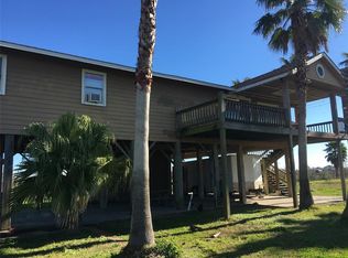 1242 Diamond Rd, Crystal Beach, TX 77650