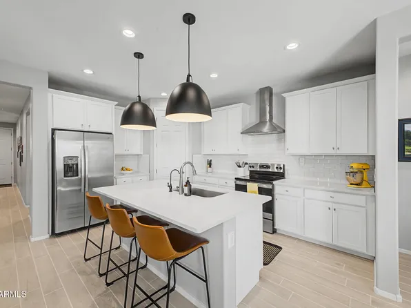 6303 N 67TH Lane, Glendale, AZ 85303