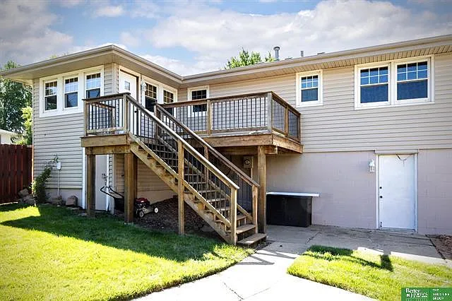 10734 Borman Cir — Photo 13