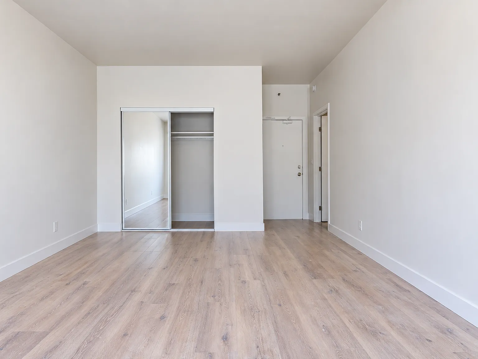Mariposa I Apartments | Newly Renovated Apartments — Photo 4