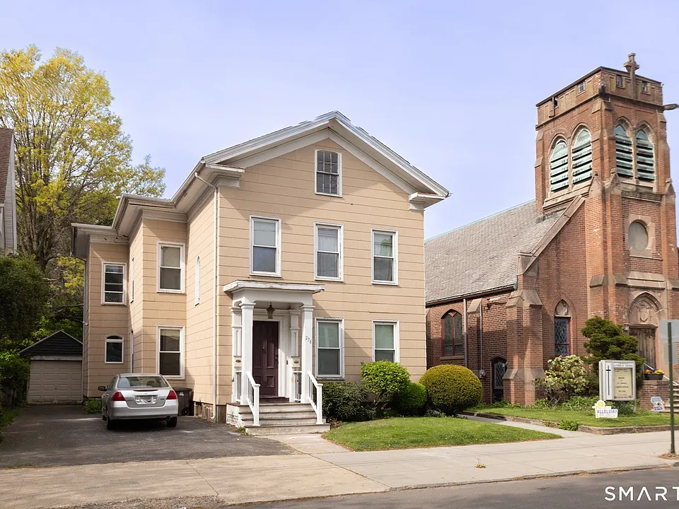 276 Humphrey St #1