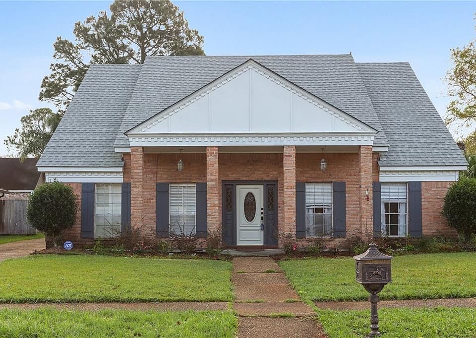1st image of 38 Grand Canyon Dr