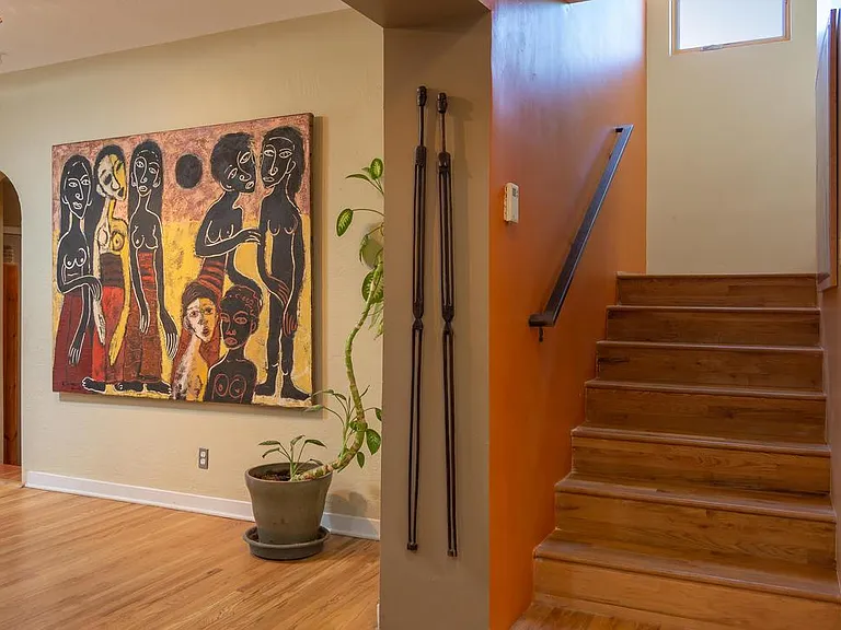 929 Madison St NE — Photo 18