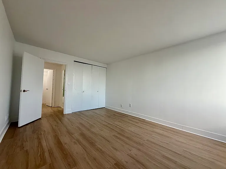 770 Anderson Ave #14C — Photo 16