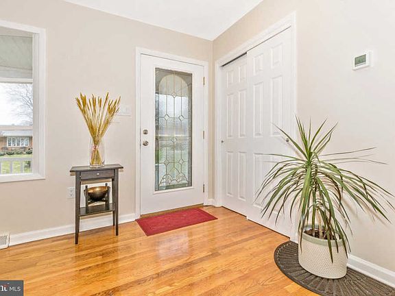 4th image of 17745 Red Oak Dr