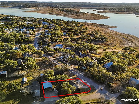 3rd image of 2325 Lakeshore Dr