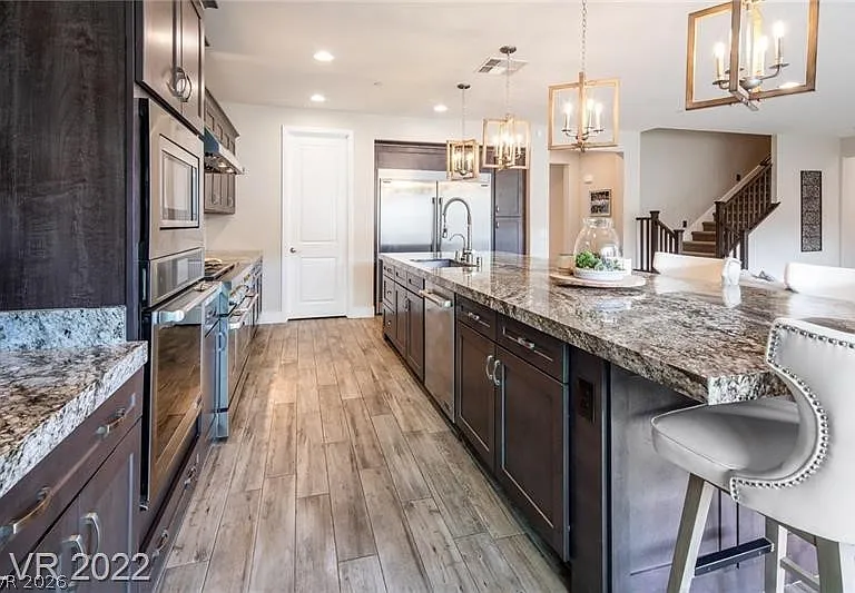 4631 Amazing View St — Photo 4