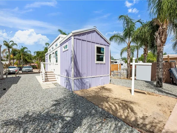 501 S Mistletoe Ave Space 16, San Jacinto, CA 92583