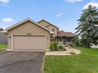 16370 Goodview Trl, Lakeville, MN 55044