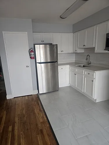 221 W Sumner Ave #3 Photo 1