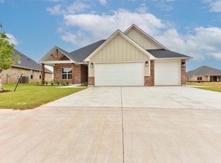 10417 SW 50th St, Mustang, OK 73064