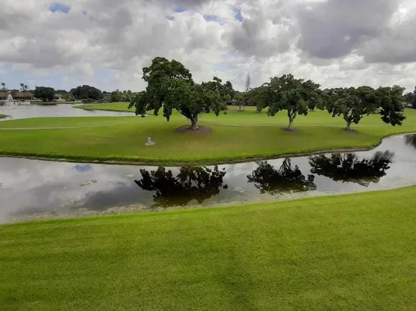 4539 Luxemburg Ct APT 307, Lake Worth, FL 33467