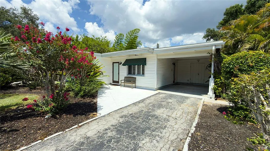 2 bed, 2.0 bath, 1234 sqft, $2,250 — Photo 1