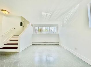1 N Elliott Pl #1, Brooklyn, NY 11205