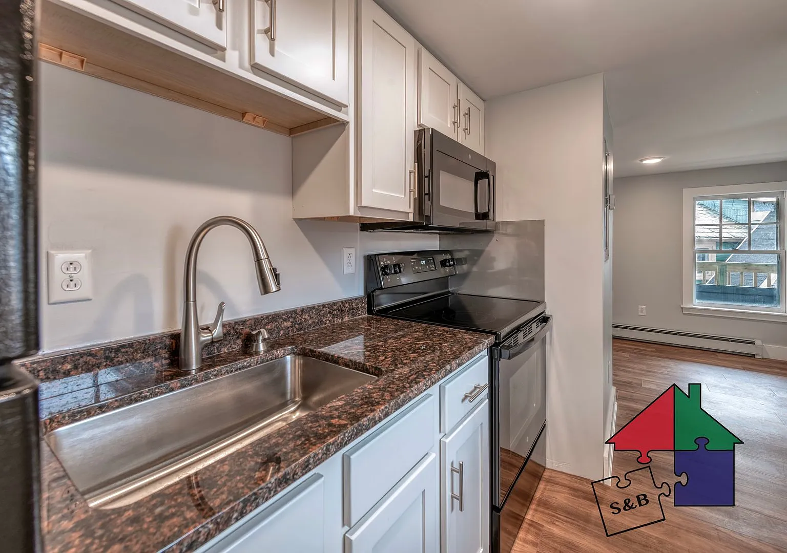 166 N. Winooski Ave — Photo 3