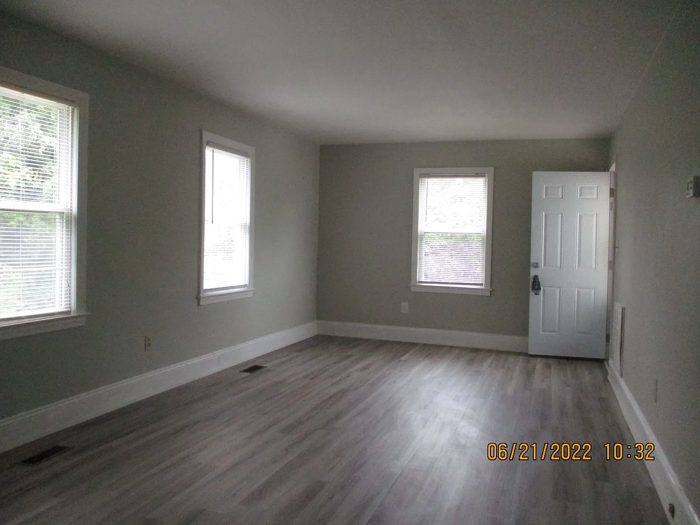 2223-B Ireland Drive — Photo 3