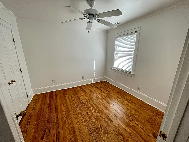 549 Wakefield Dr #A — Photo 8