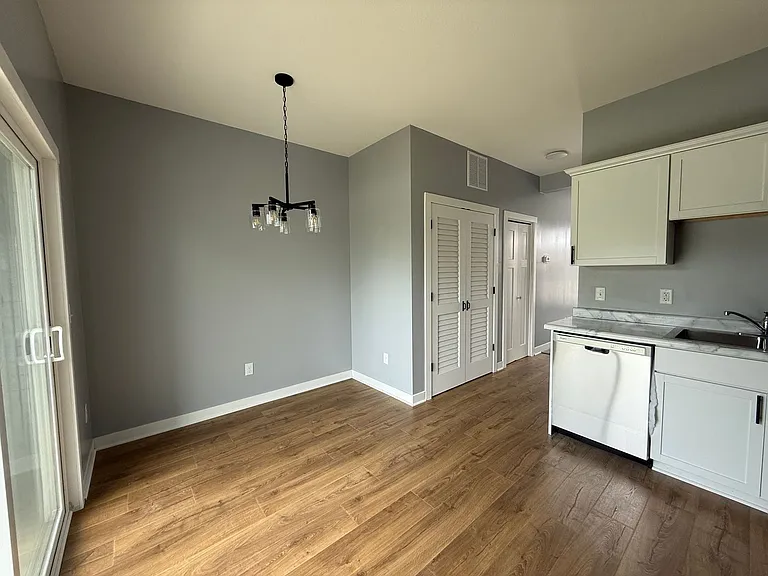 5739 E Dupont Rd — Photo 5