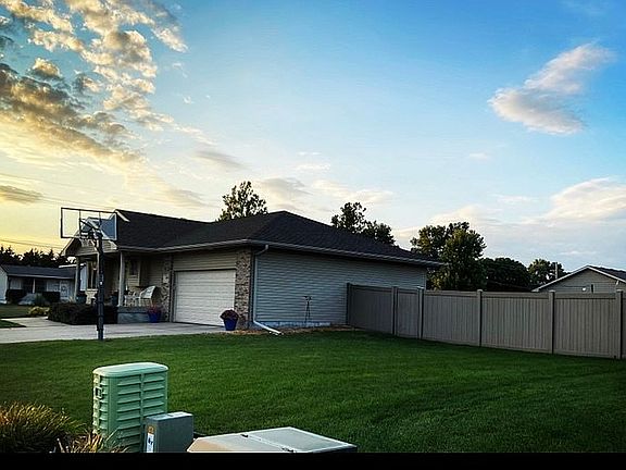 2nd image of 4196 Texas Ave