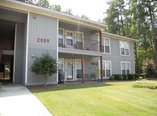 2009 Sardonyx Rd UNIT 3, Fayetteville, NC 28303