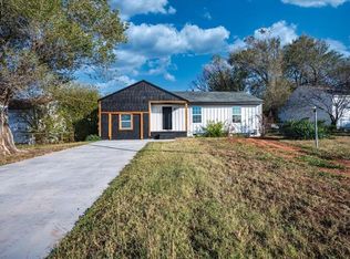 8321 NE 10th St, Midwest City, OK 73110